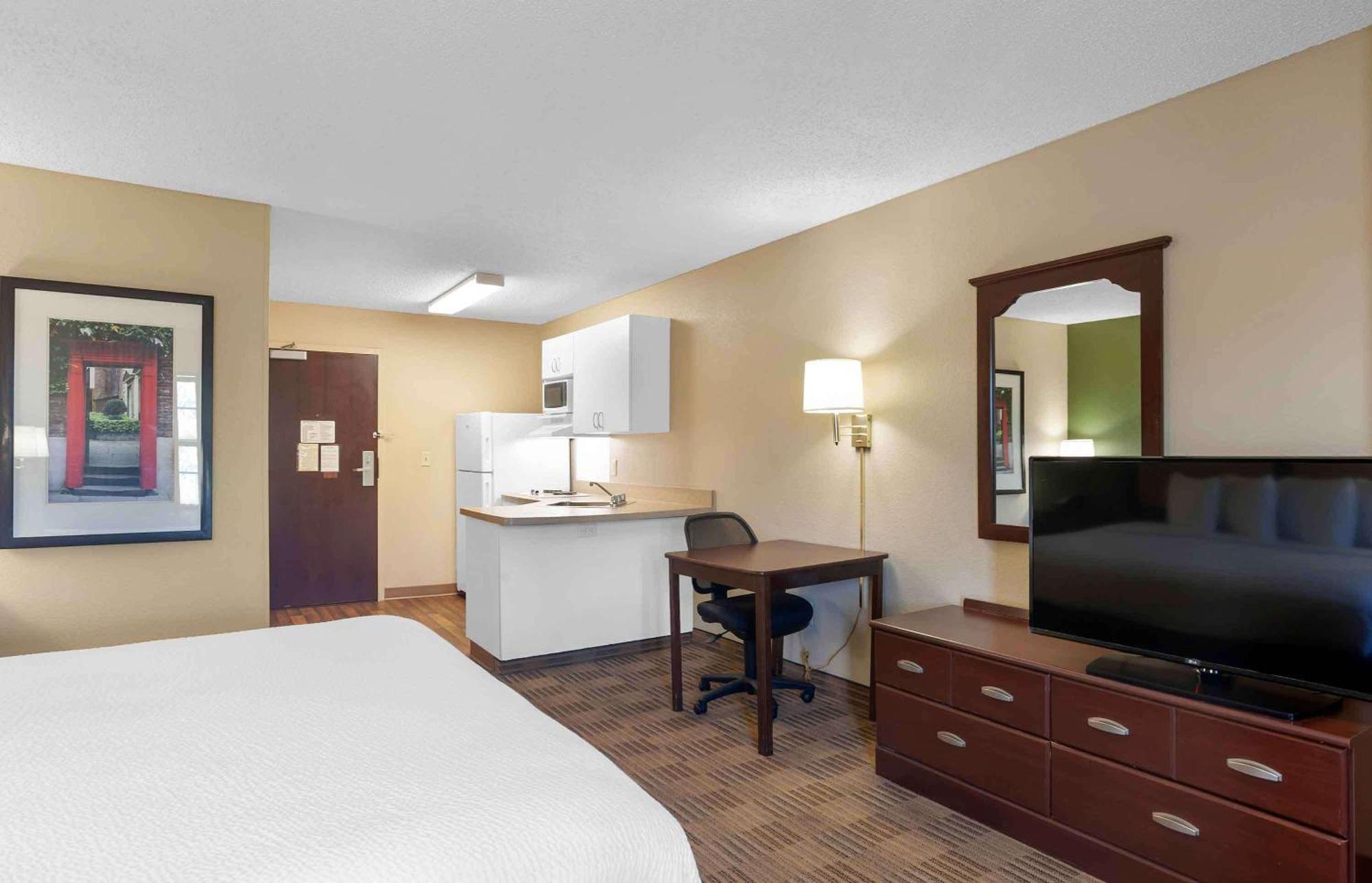 Extended Stay America Select Suites - Madison - Old Sauk Rd Eksteriør bilde