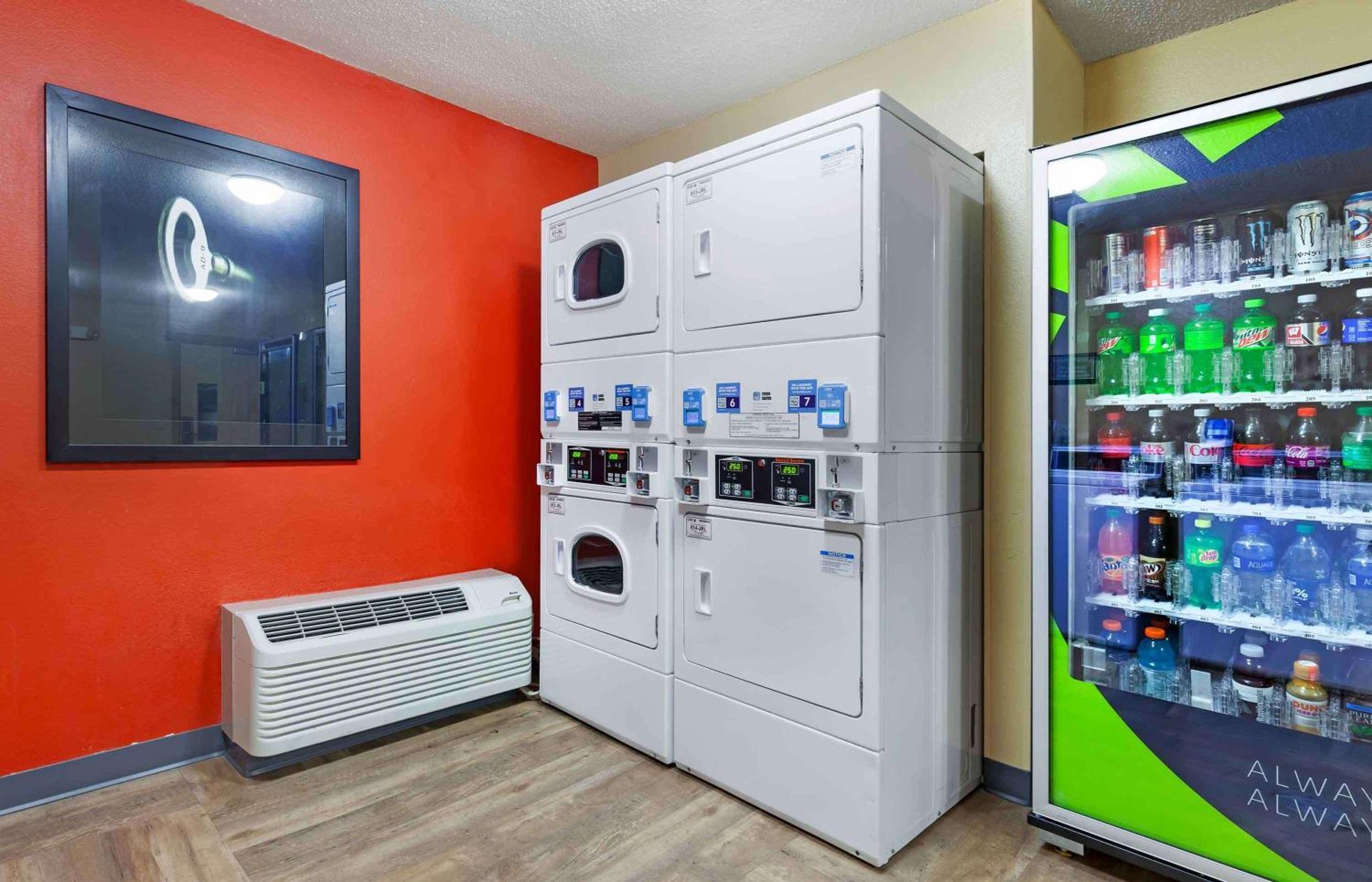 Extended Stay America Select Suites - Madison - Old Sauk Rd Eksteriør bilde