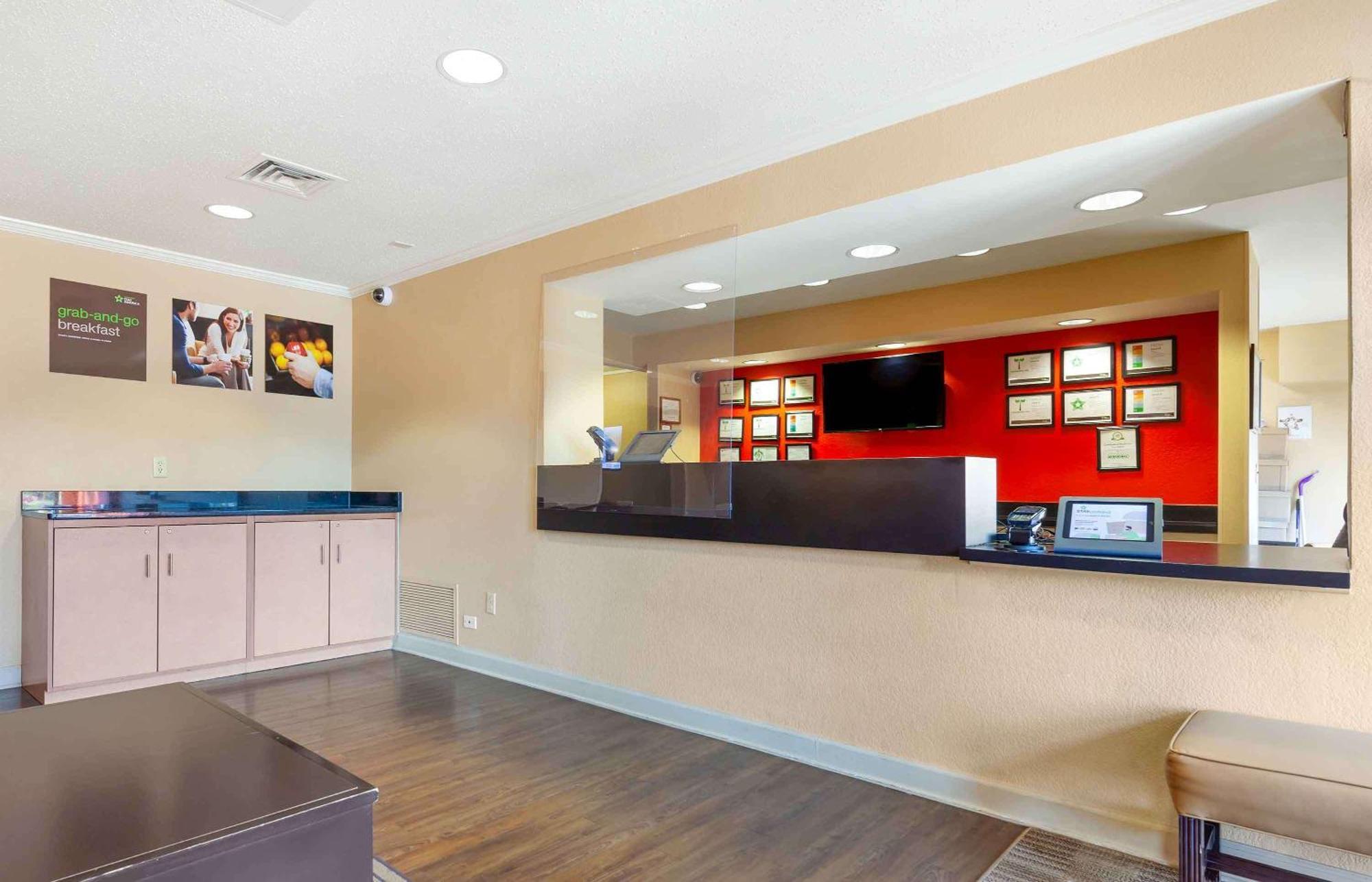 Extended Stay America Select Suites - Madison - Old Sauk Rd Eksteriør bilde