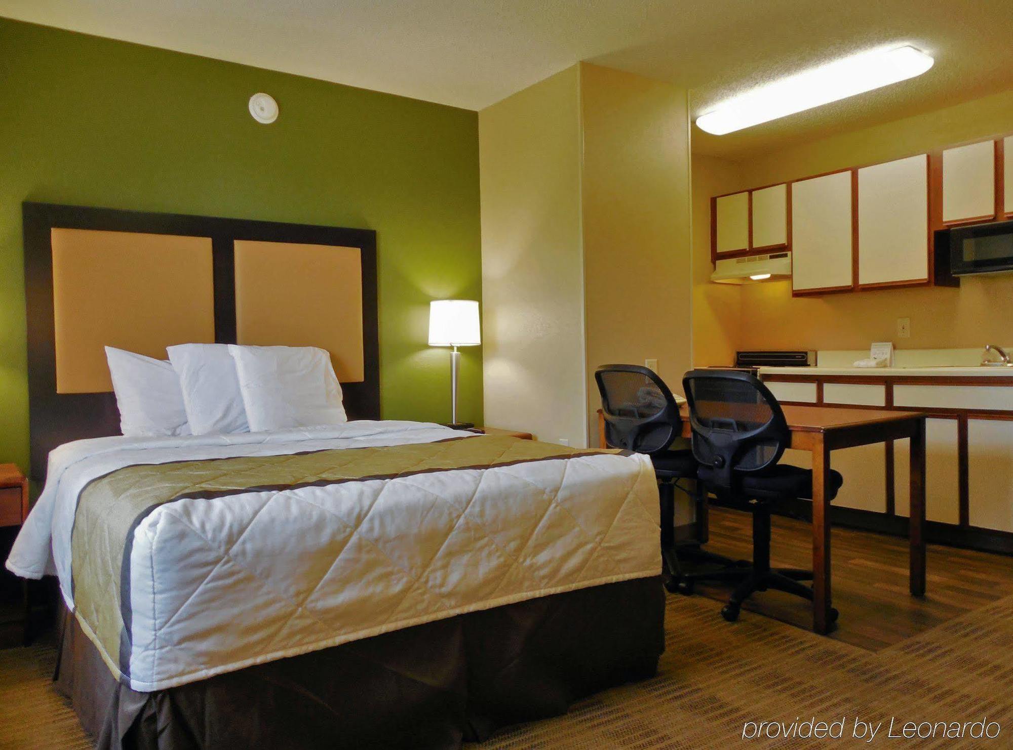 Extended Stay America Select Suites - Madison - Old Sauk Rd Eksteriør bilde