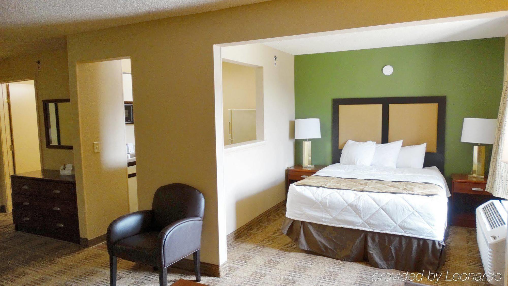 Extended Stay America Select Suites - Madison - Old Sauk Rd Eksteriør bilde