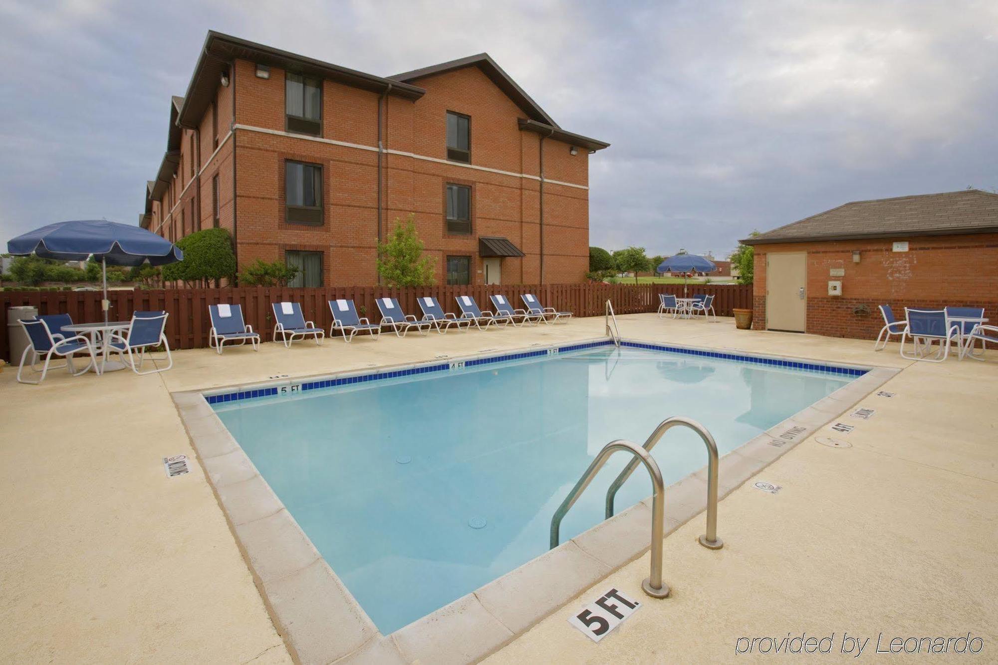 Extended Stay America Select Suites - Madison - Old Sauk Rd Eksteriør bilde